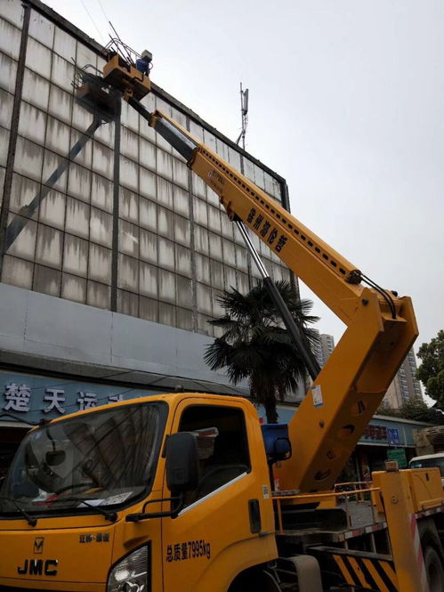 廣州高空作業(yè)車、路燈車與升降車出租服務指南